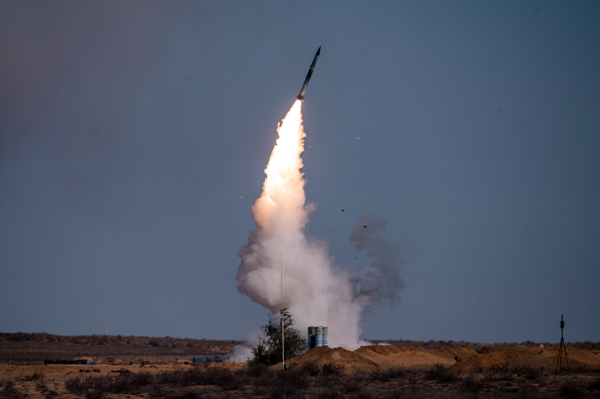 Russia May Sell Advanced Anti Air Missiles To Iran Despite U S Threats