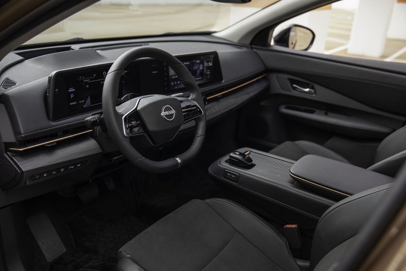 2023 Nissan Ariya-Premiere