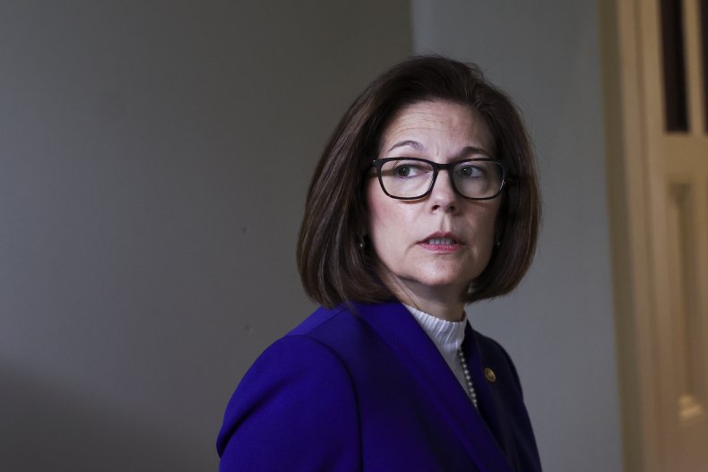 La senadora estadounidense Catherine Cortez Masto en el Congreso