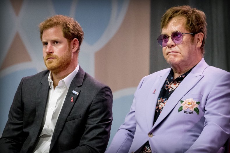Demanda mediática del príncipe Harry y Elton John