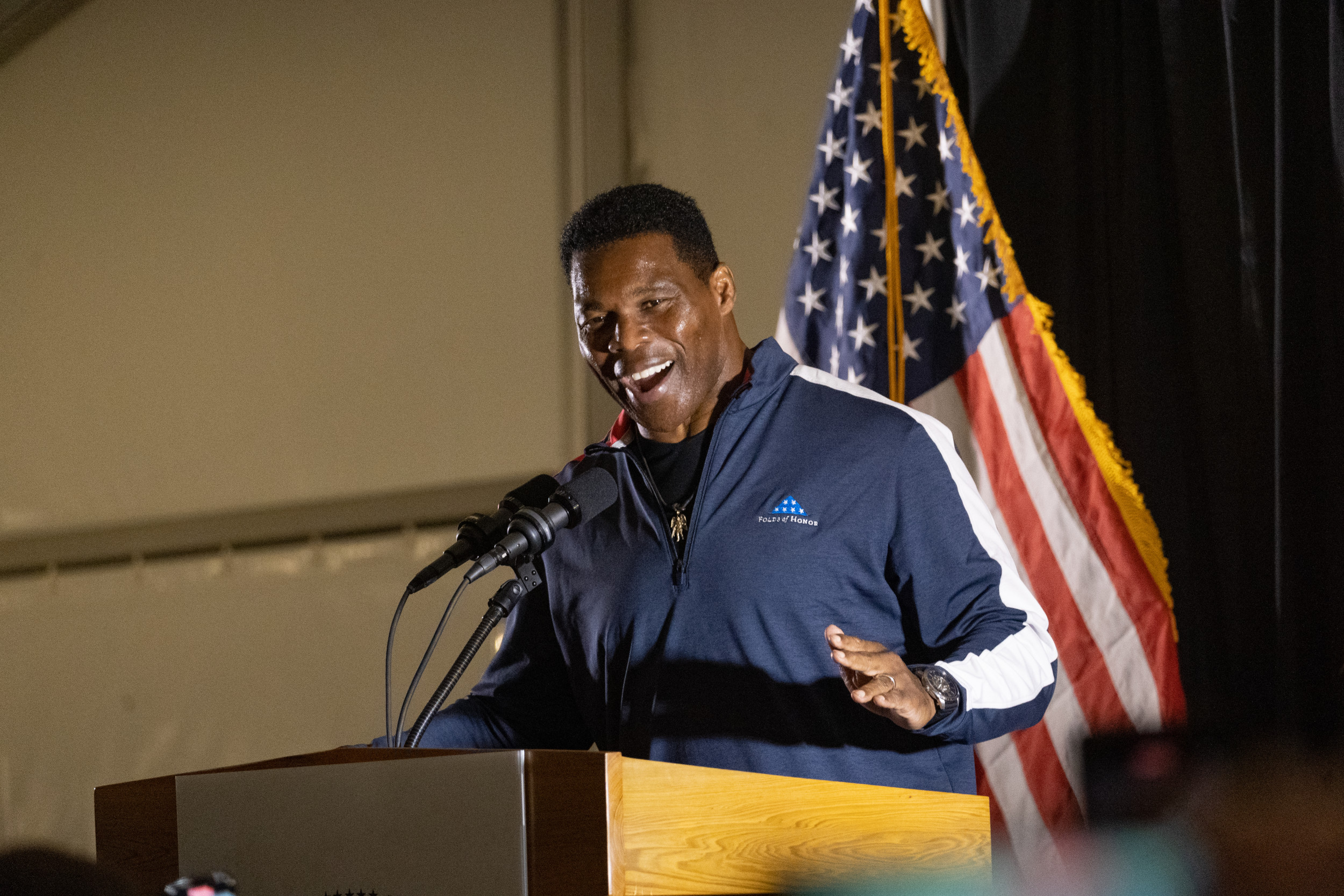 Herschel Walker blames wife's "awful genes" for son being an ugly baby - abc news - World Updates - Public News Time