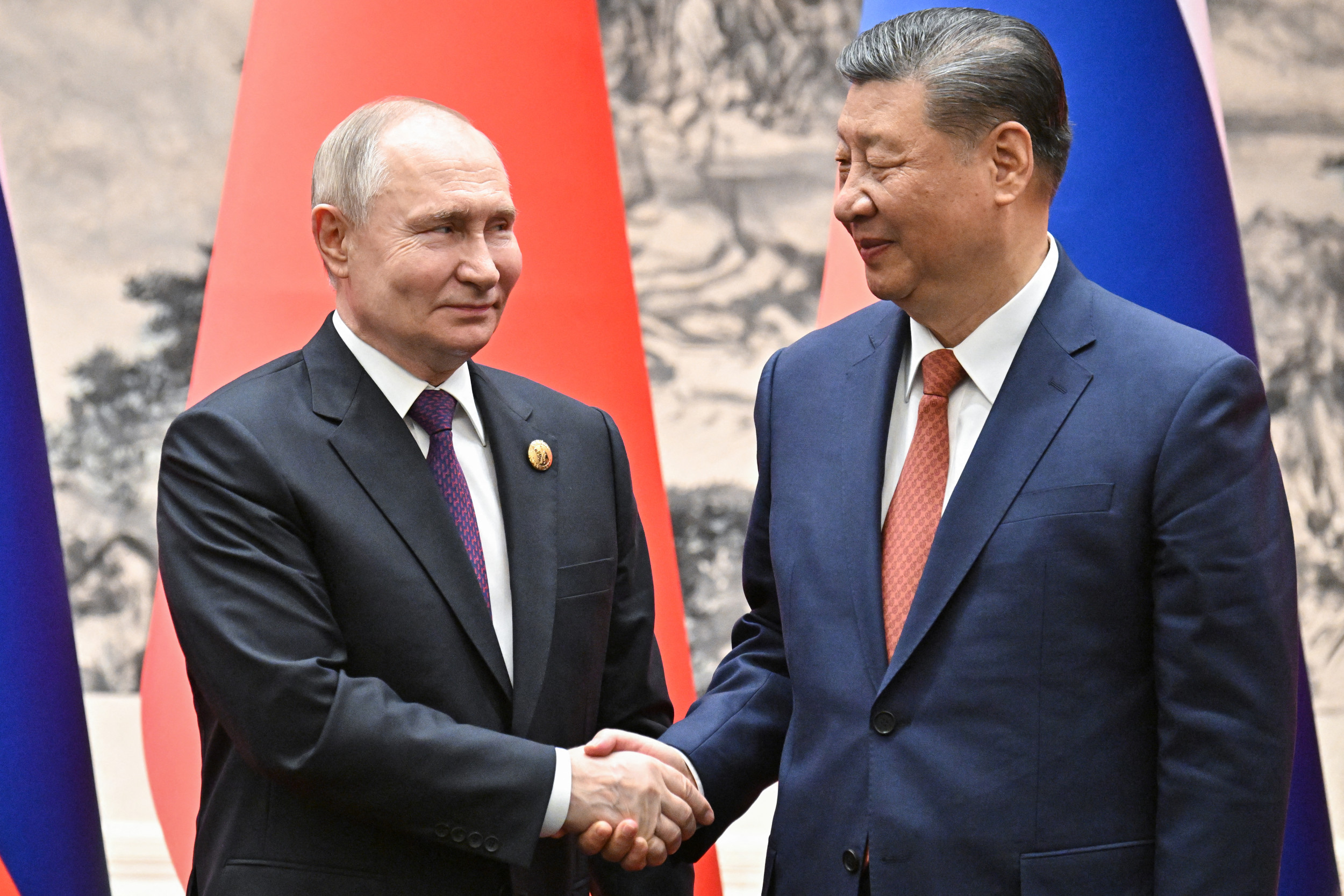 Putin Xi Bromance Gets New Lease Of Life Newsweek