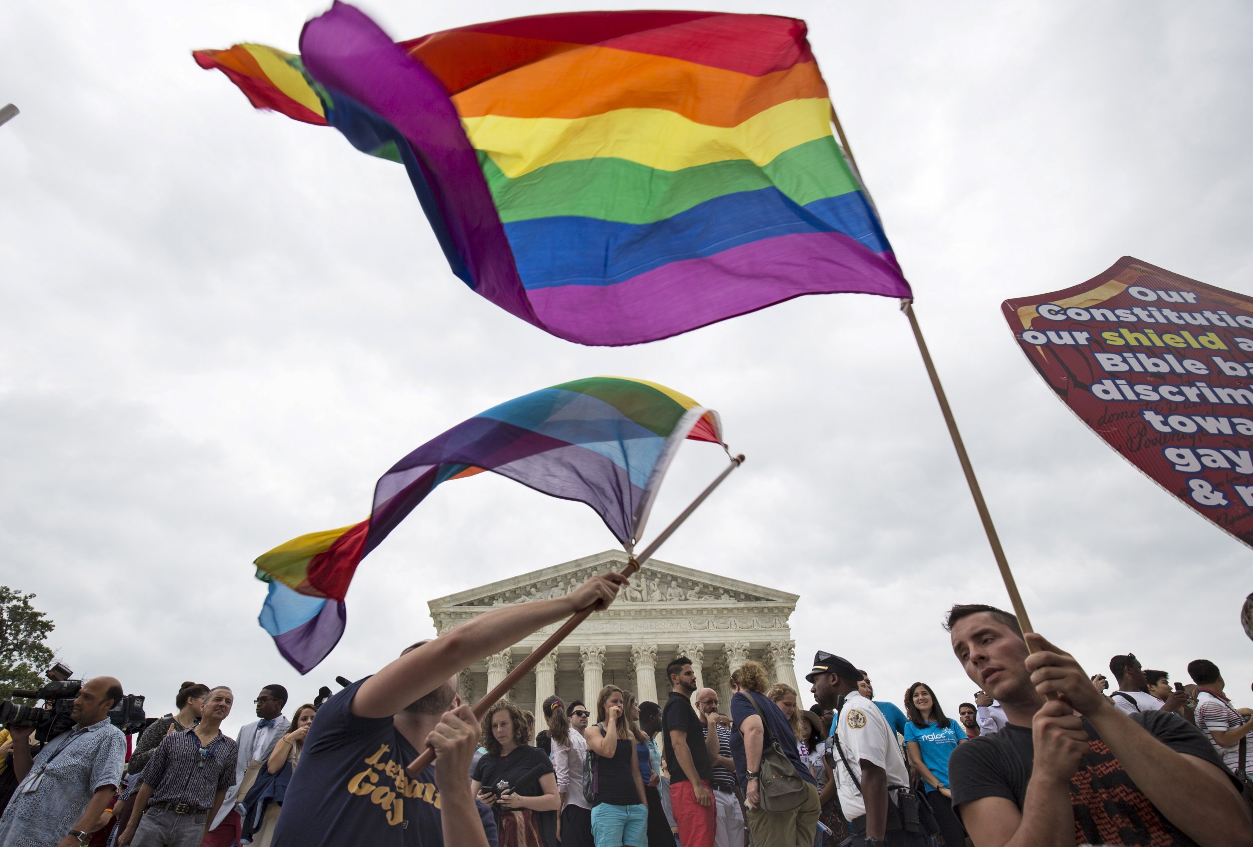 Texas Clerks Issue Gay Marriage Licenses Following SCOTUS Decision