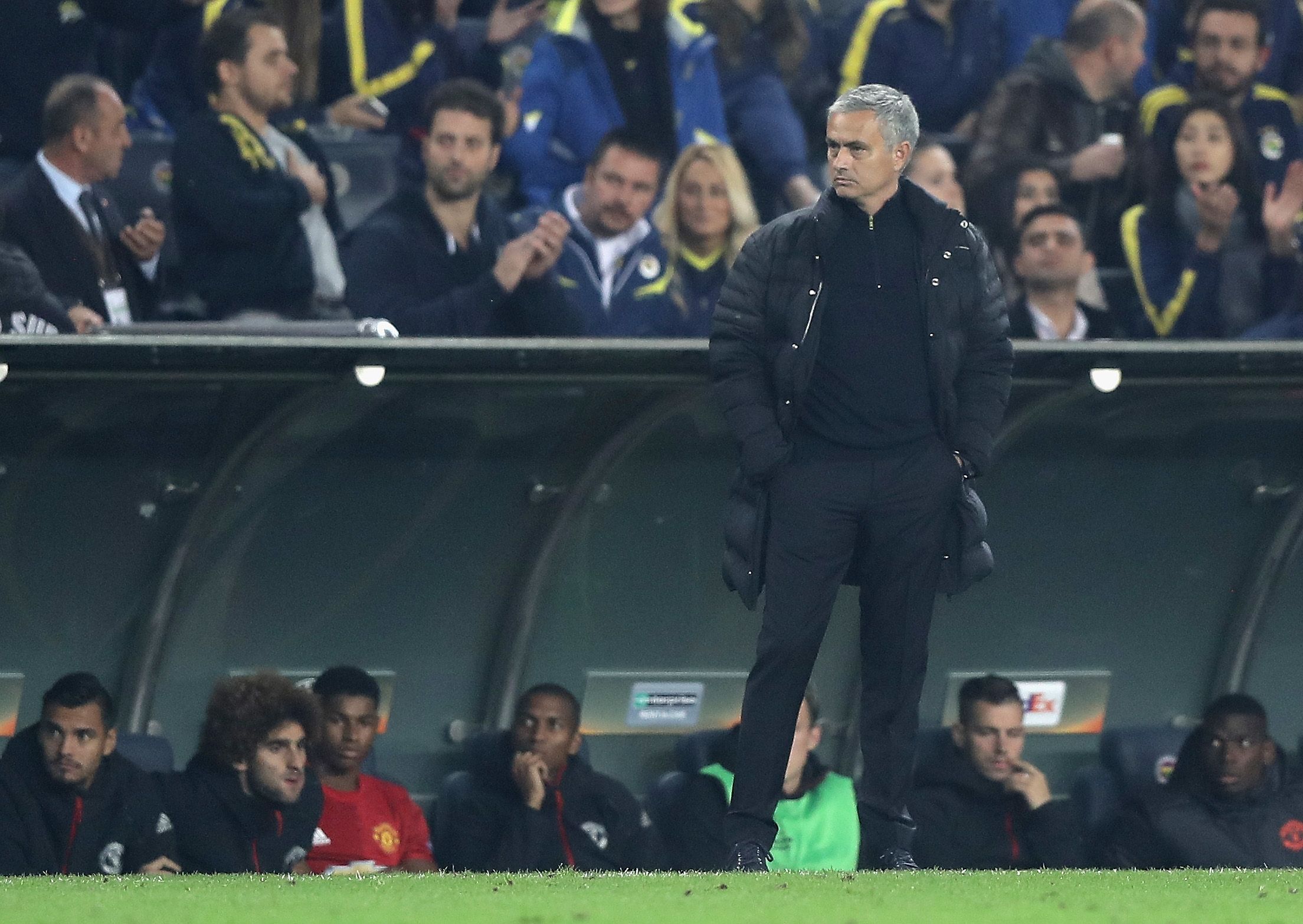 Manchester United Jose Mourinho Tears Into Players After Fenerbahce