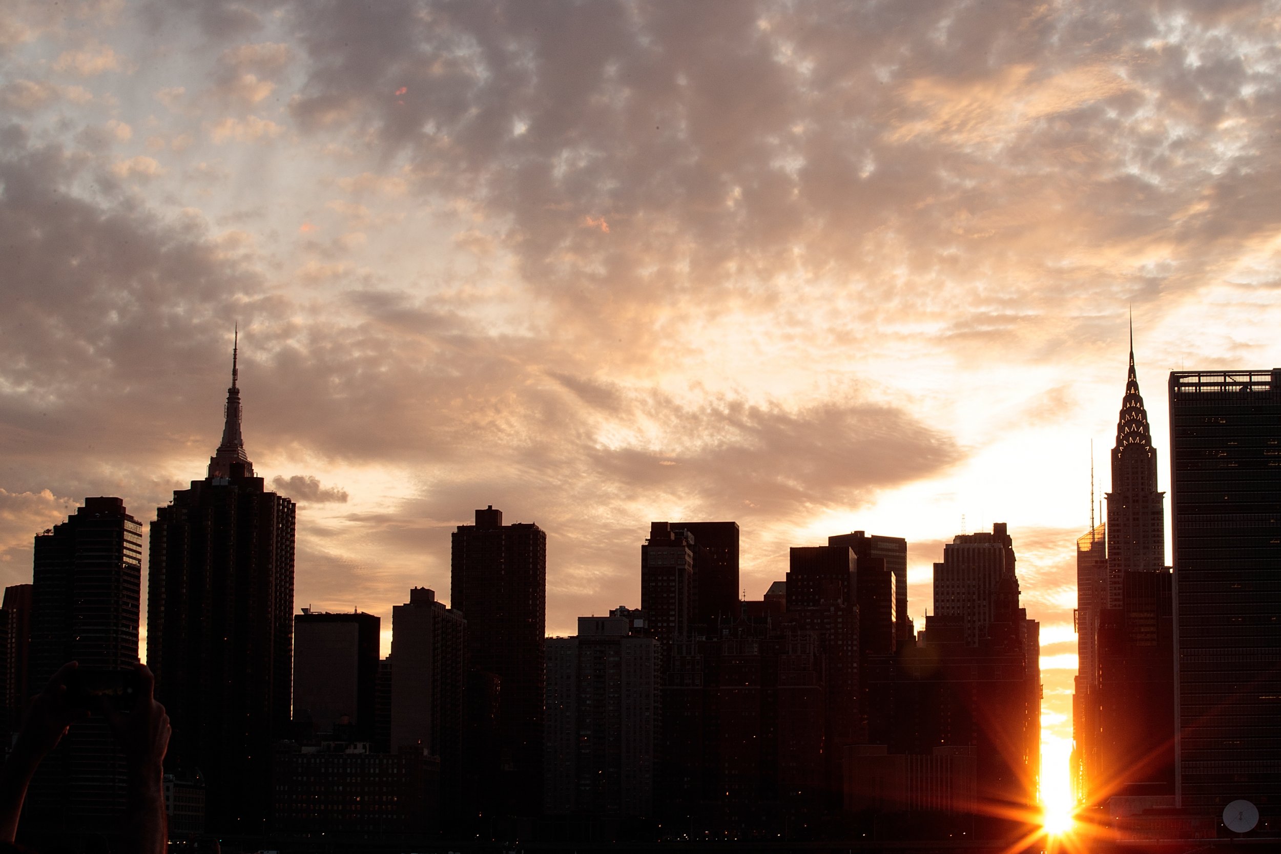 Manhattanhenge 2018: When, Where to See Sunset on New York City Grid
