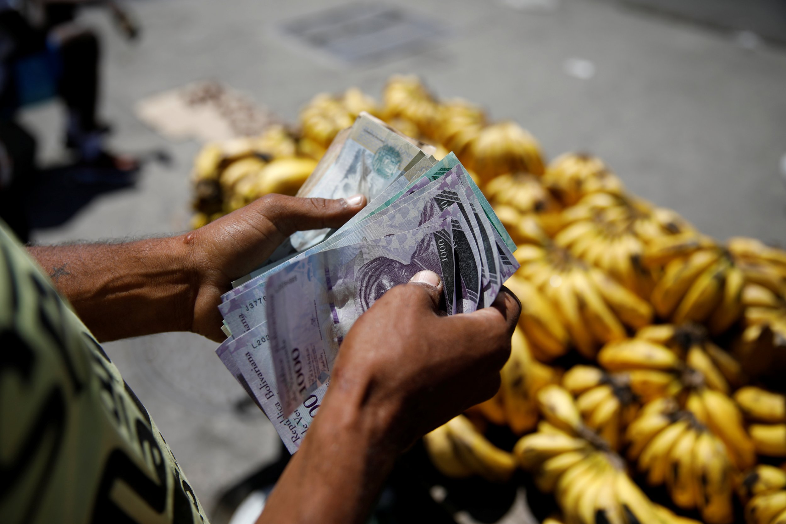 Inflation in Venezuela Will Hit Unprecedented 1 Million Percent by End