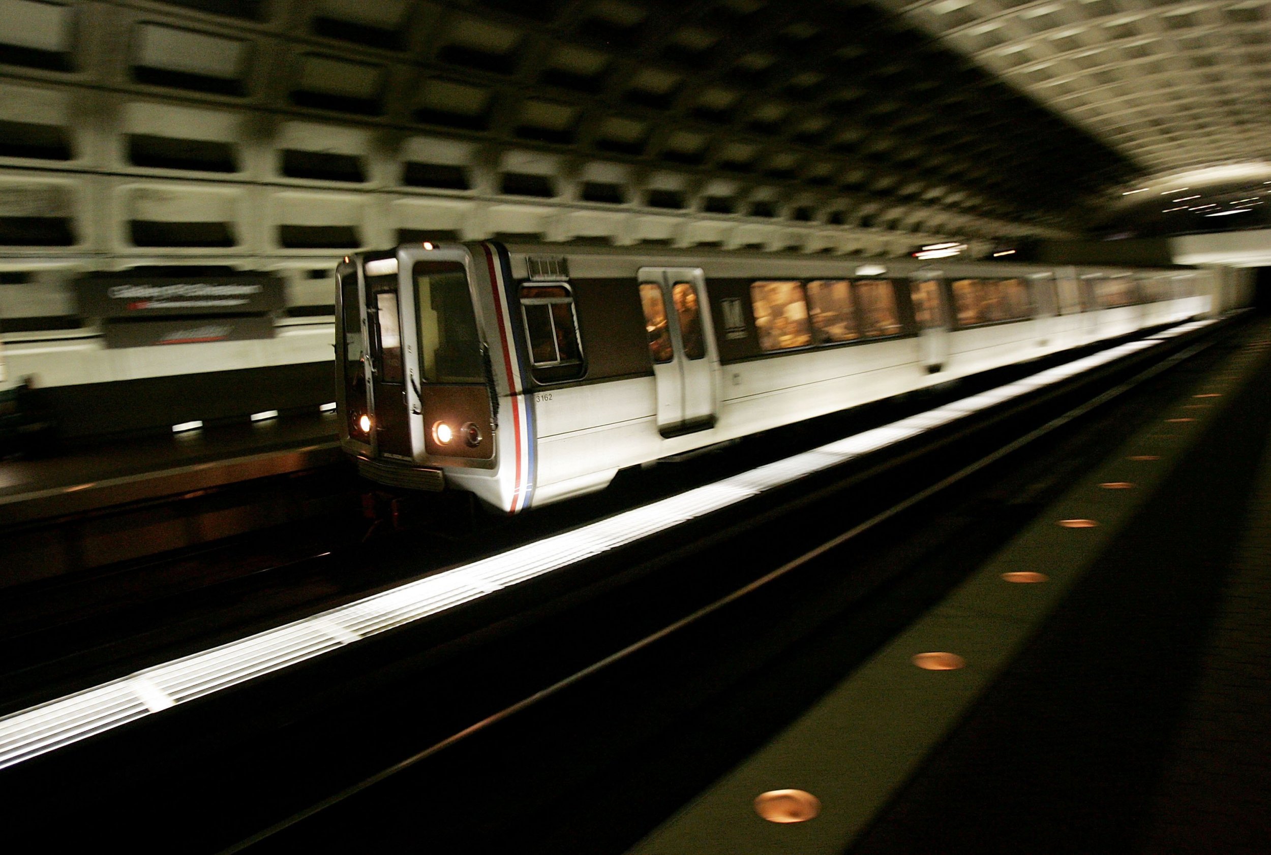 man-stabbed-after-allegedly-attacking-a-d-c-metro-worker