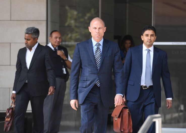 迈克尔·阿文纳蒂,米歇尔·奥巴马,特朗普 Michael Avenatti, Michelle Obama, Trump