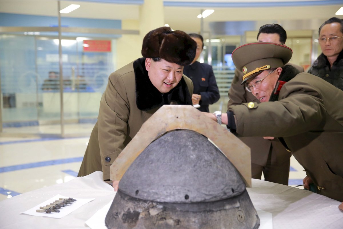 8_3_Kim Jong Un rocket