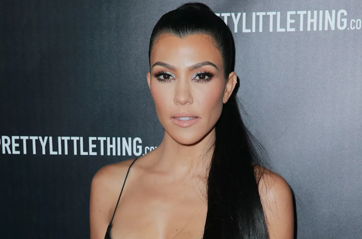 Kourtney Kardashian Ignores Kim Kardashian's Response on Instagram and Twitter