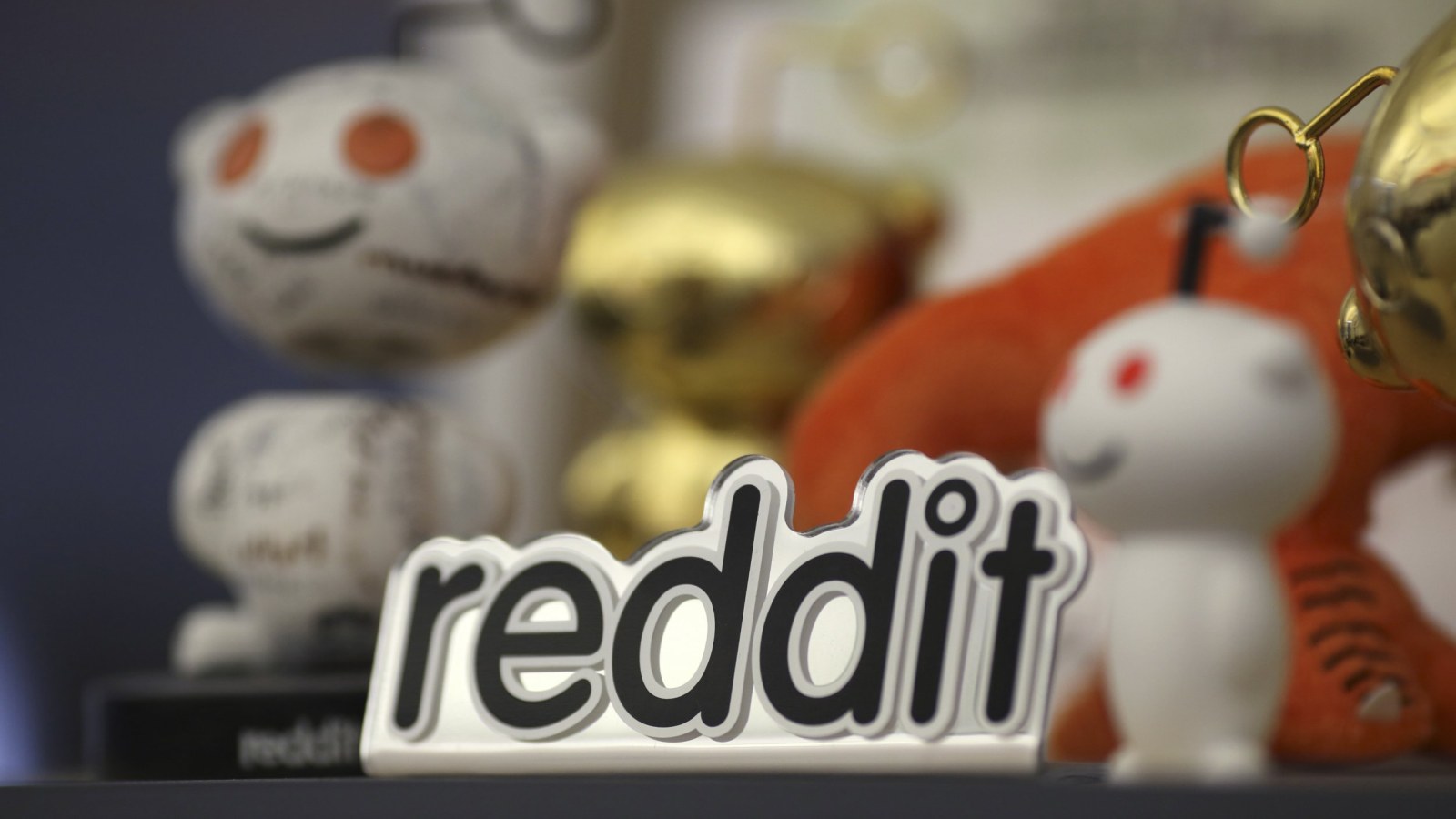 Why Are Men Single This Study Asked Reddit And Found Men Think
