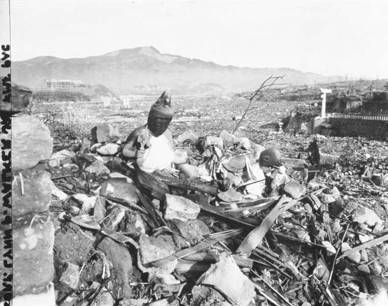 8_9_Nagasaki Destruction
