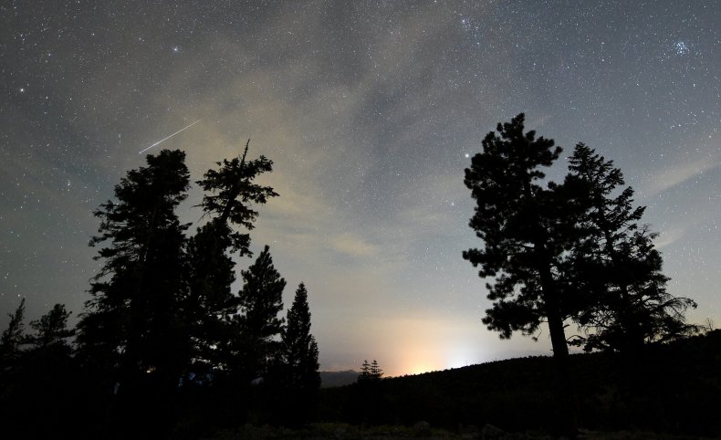 Four apps to download before the perseid meteor shower