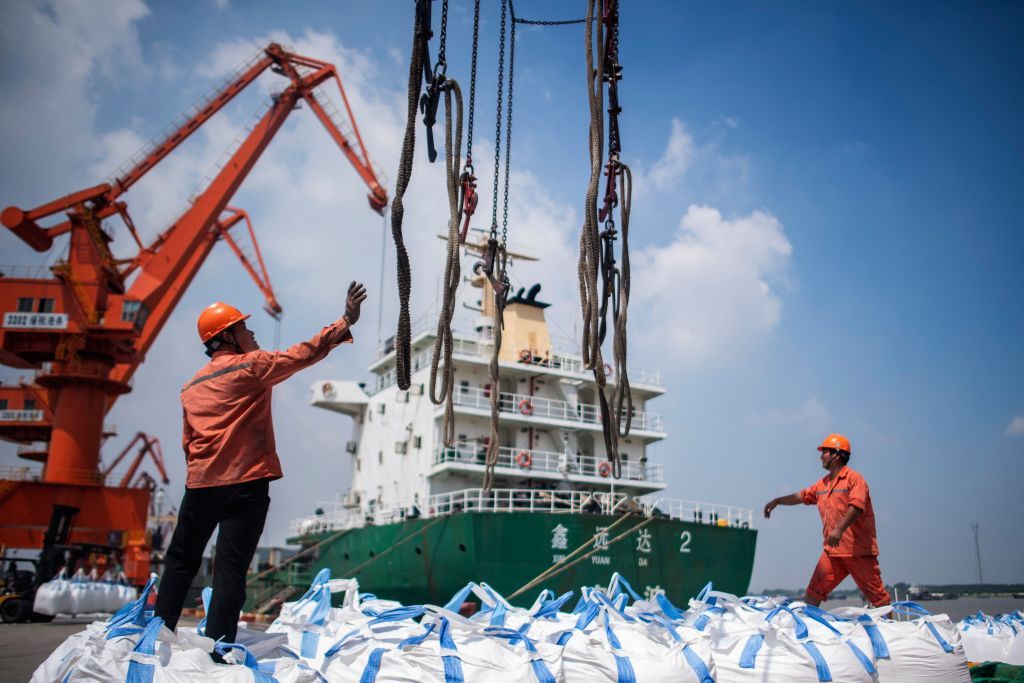 U.S. Soybean Ship That Floated Near China for a Month Because of Trump ...