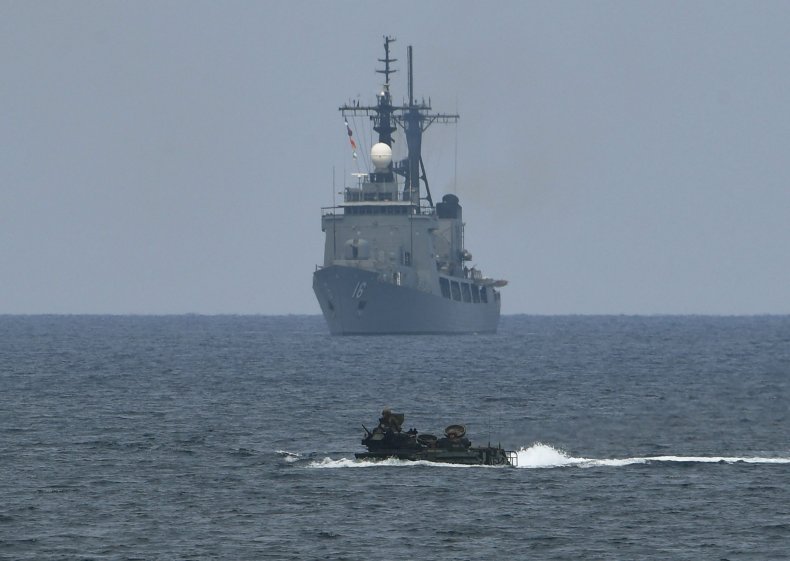 08_13_us_navy