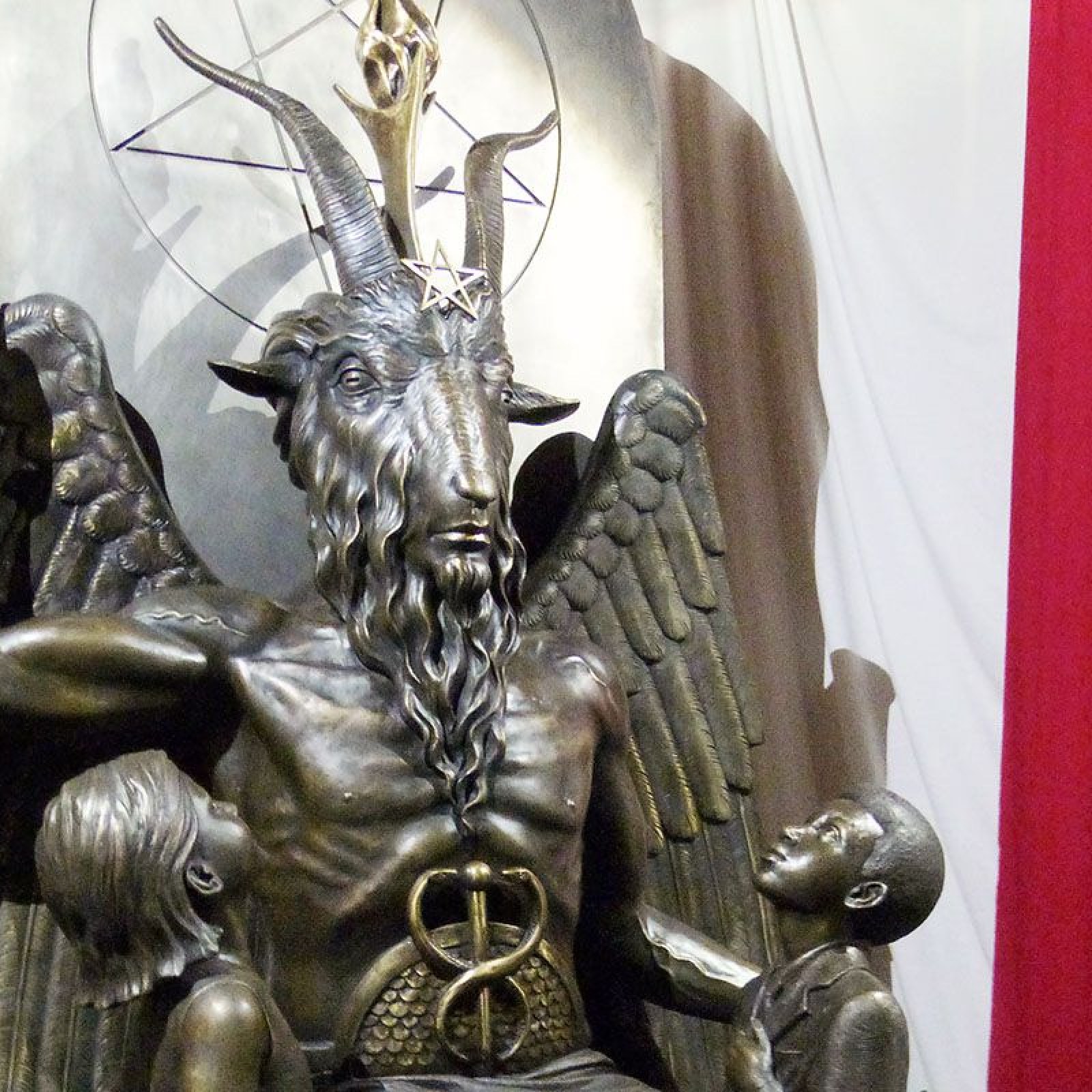 Devil Temple Satanic Temple Unveils 8foot Baphomet Statue At Arkansas Speaking Of