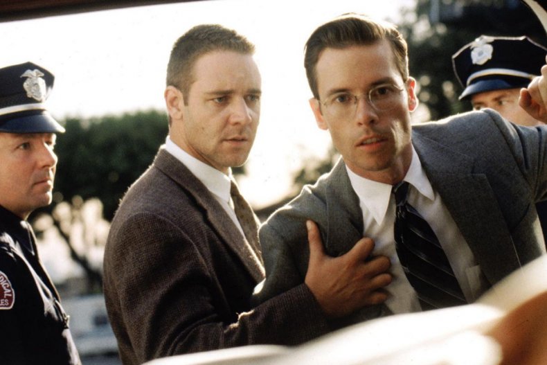 43 cbs-is-developing-a-crime-series-based-on-la-confidential-social