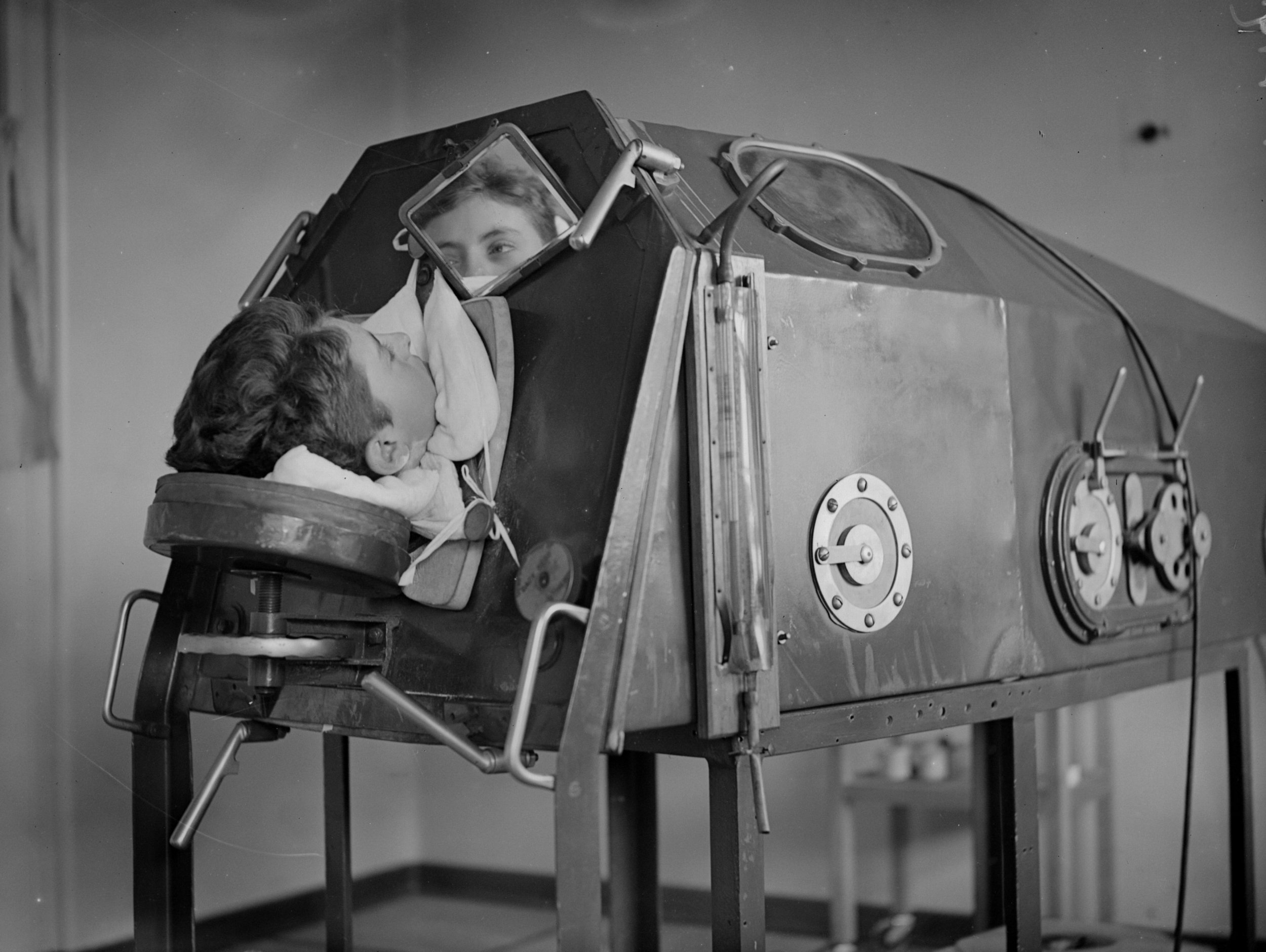 iron-lung-getty-images