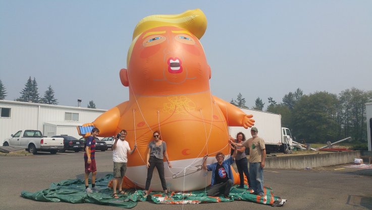 The Backbone Campaign with Balloon The Backbone Campaign with Balloon