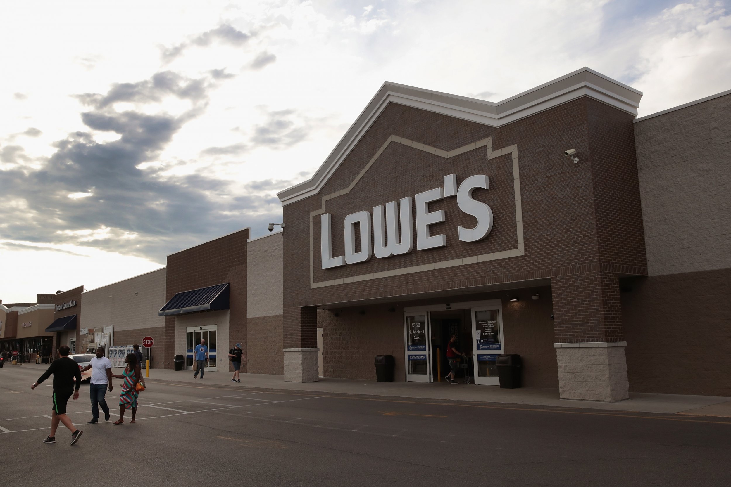 lowe's hardware store