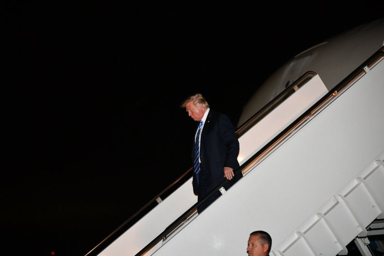 donald trump impeachment, resign, odds