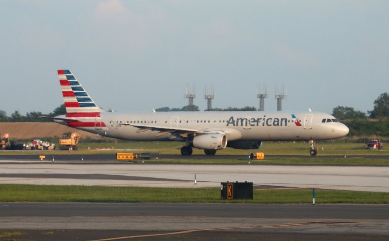 08_23_American-Airlines