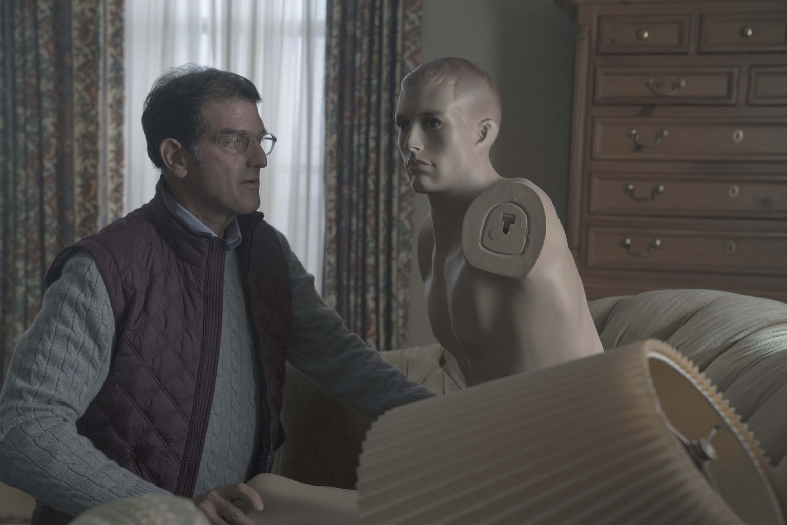 Castle Rock Episode 8 'Castle Rock' Spoilers for Episode 8, 'Past Perfect'