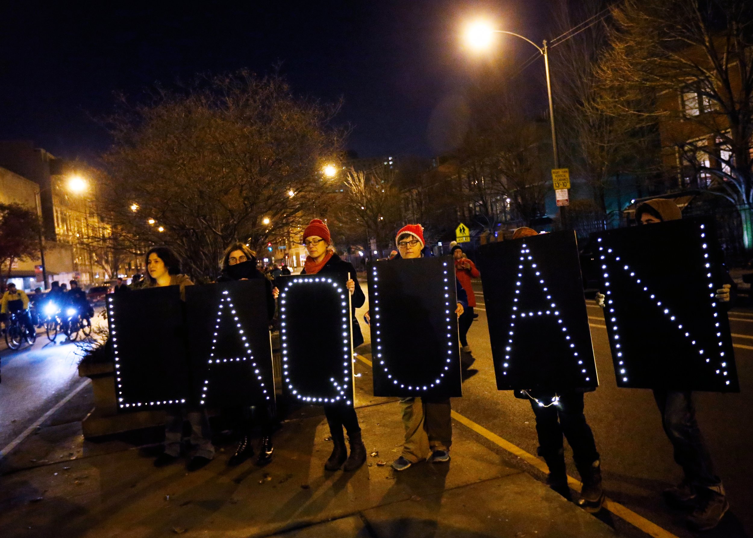 Chicago protest incident.