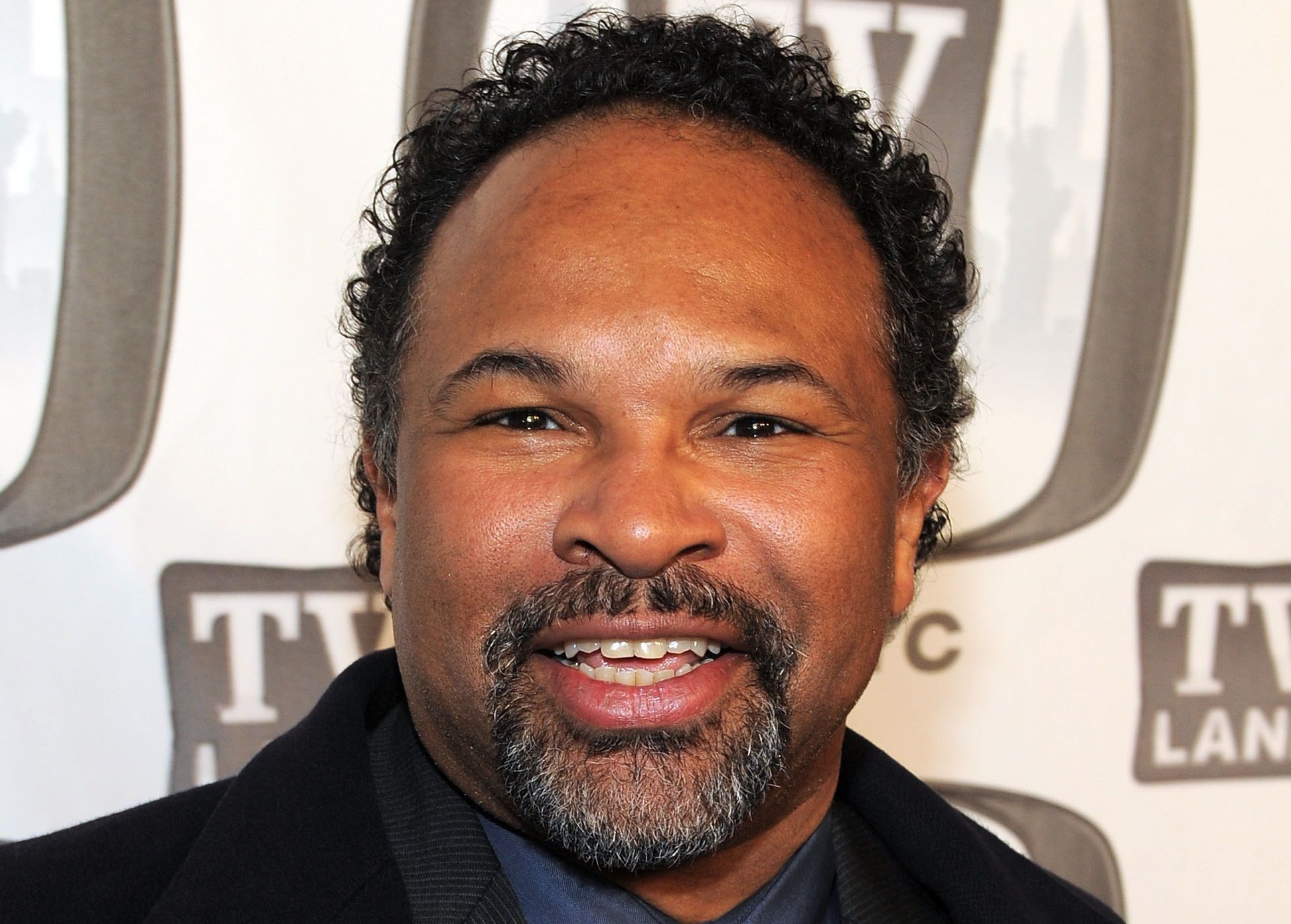 Tyler Perry Offers Geoffrey Owens a Job: 'I Have So Much Respect for ...