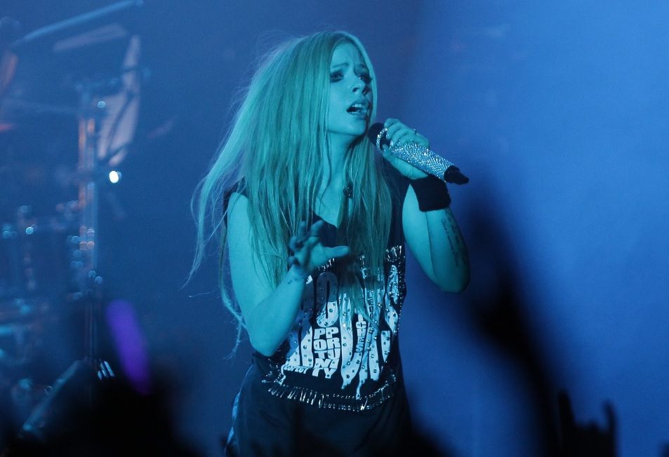 What Happened to Avril Lavigne? Singer Publishes Emotional Letter To