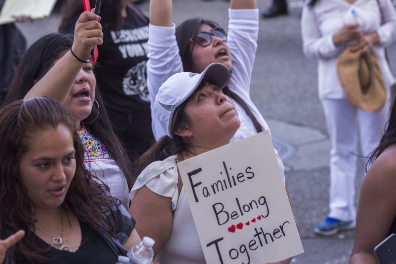 Trump administration detain migrant children