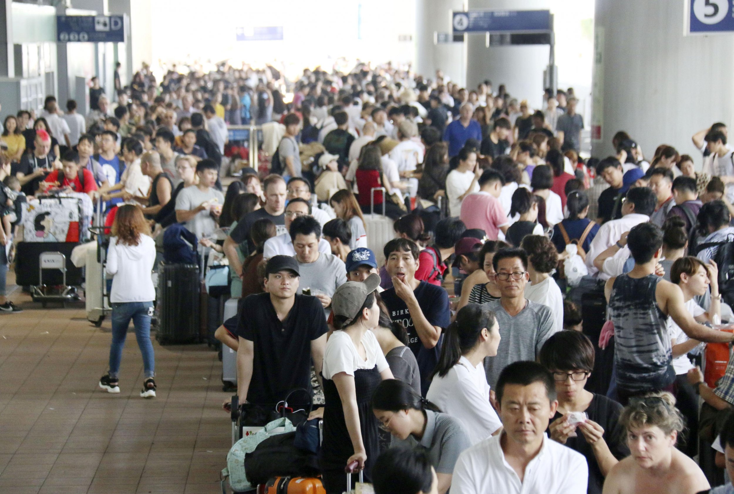 China only evacuated taiwanese who were 'chinese'