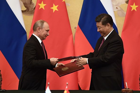 Vladimir Putin Makes Pancakes With China's Xi as They Make Subtle ...