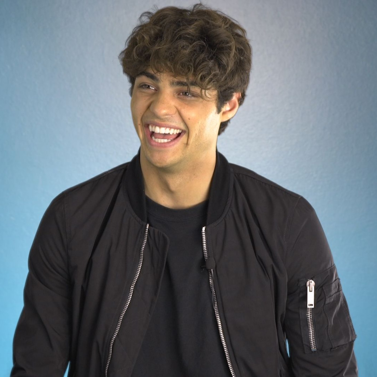 Who Is Noah Centineo Get To Know The Star Of Netflix S Newest Romantic Comedies