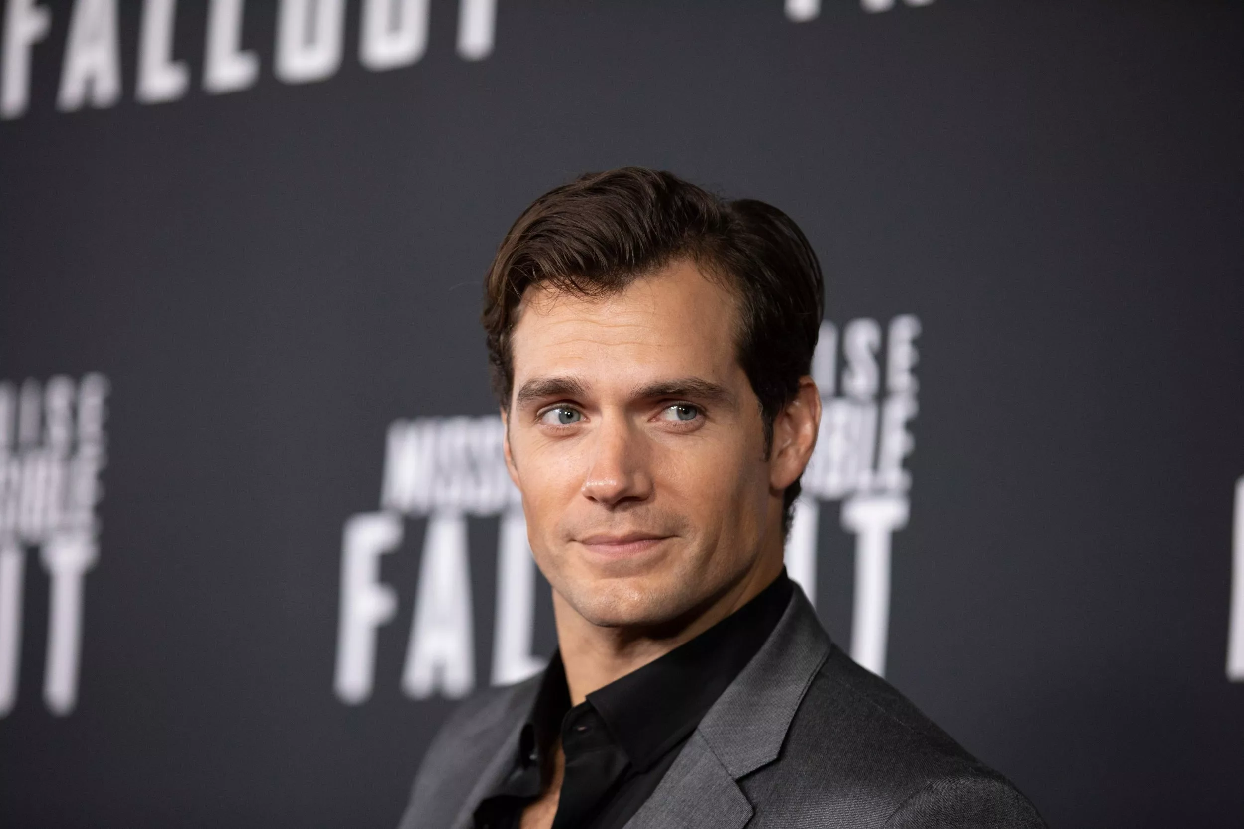 Henry Cavill Y Clark Kent Henry Cavill Congratulates NEW SUPERMAN