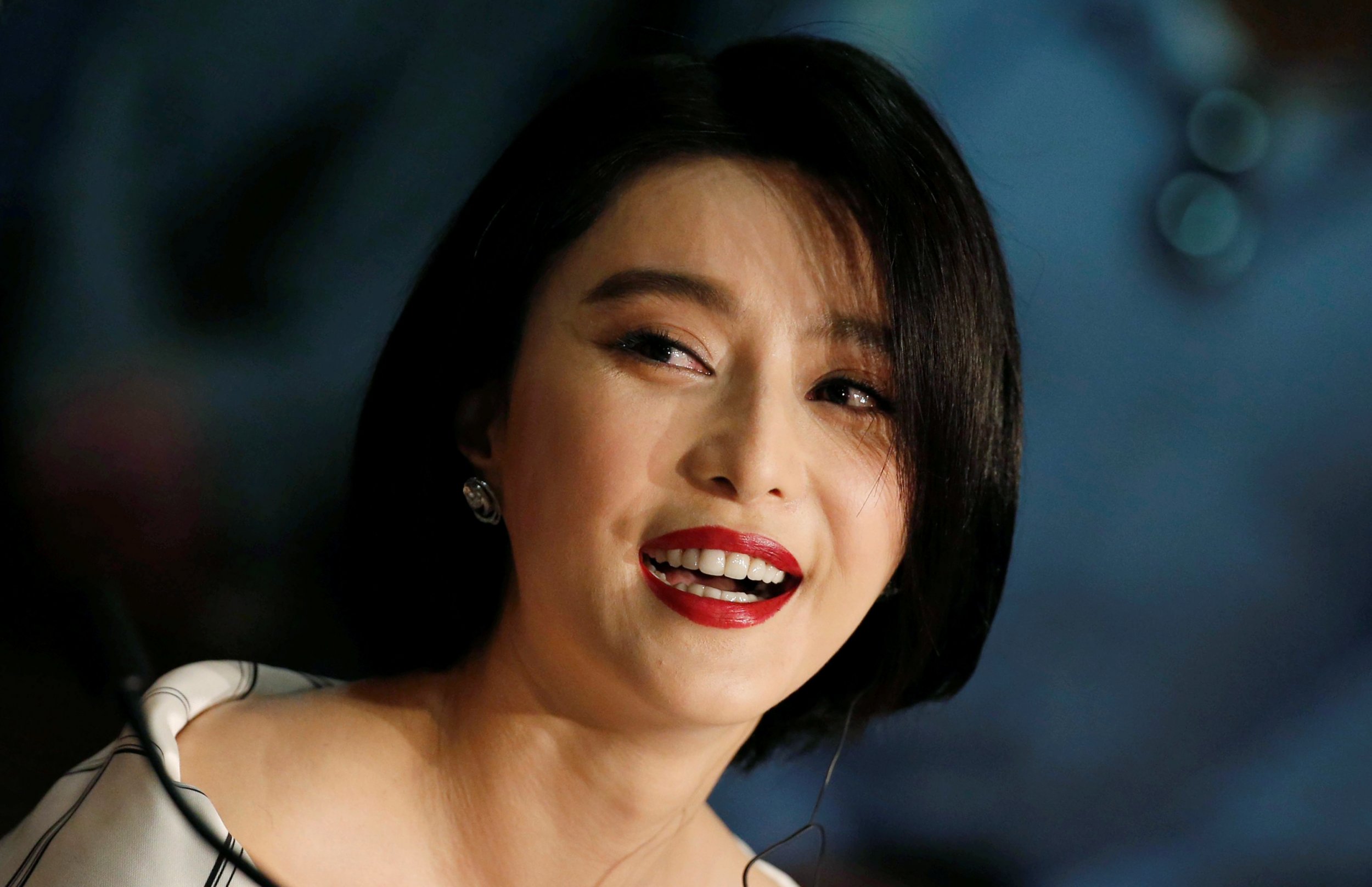 Chinese Actress Fan Bingbing Smiles She Arrives Opening Party New Stock Editorial Photo