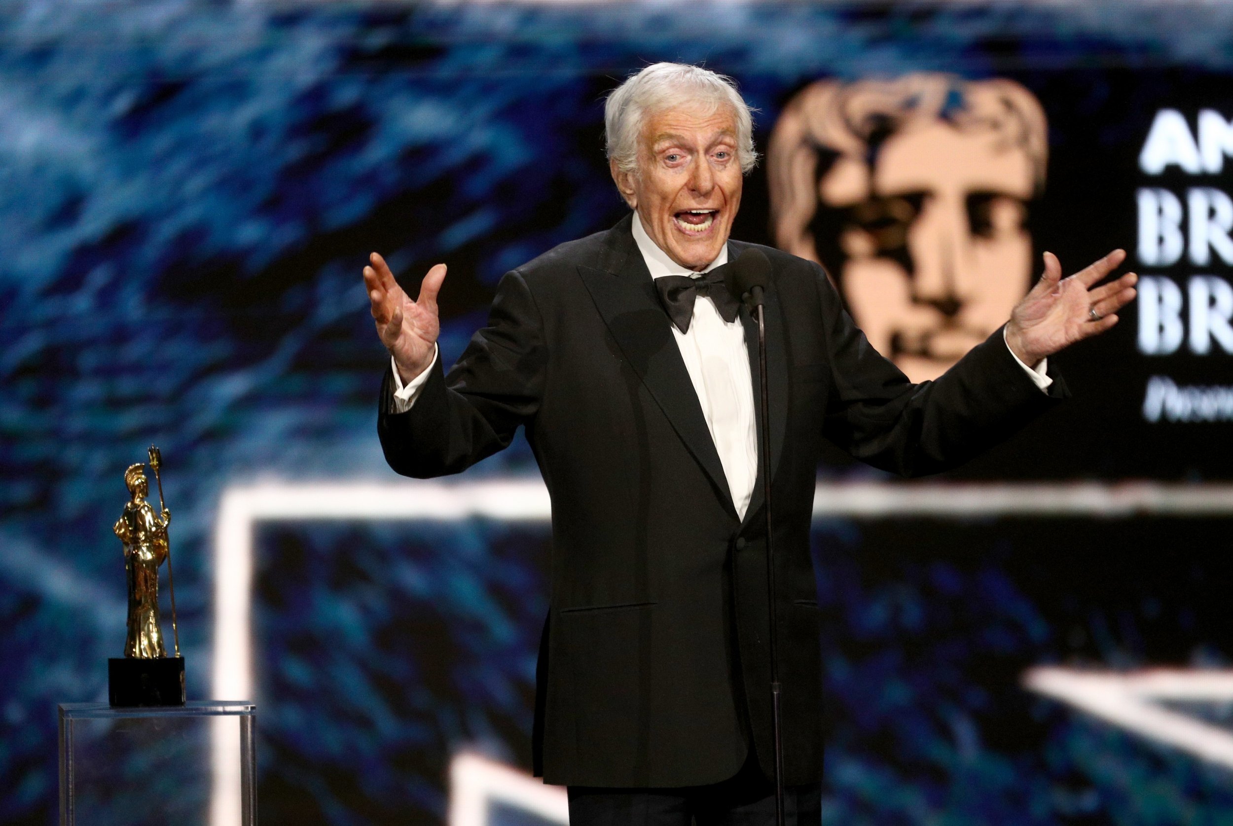 Will Dick Van Dyke Revive Bad Cockney Accent In 'Mary Poppins Returns ...