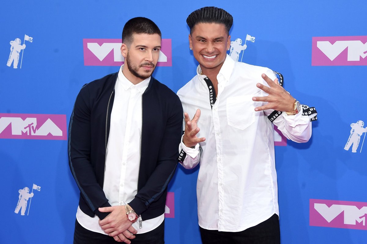 Pauly D Suggests Pal Vinny Hooked Up with Angelina
