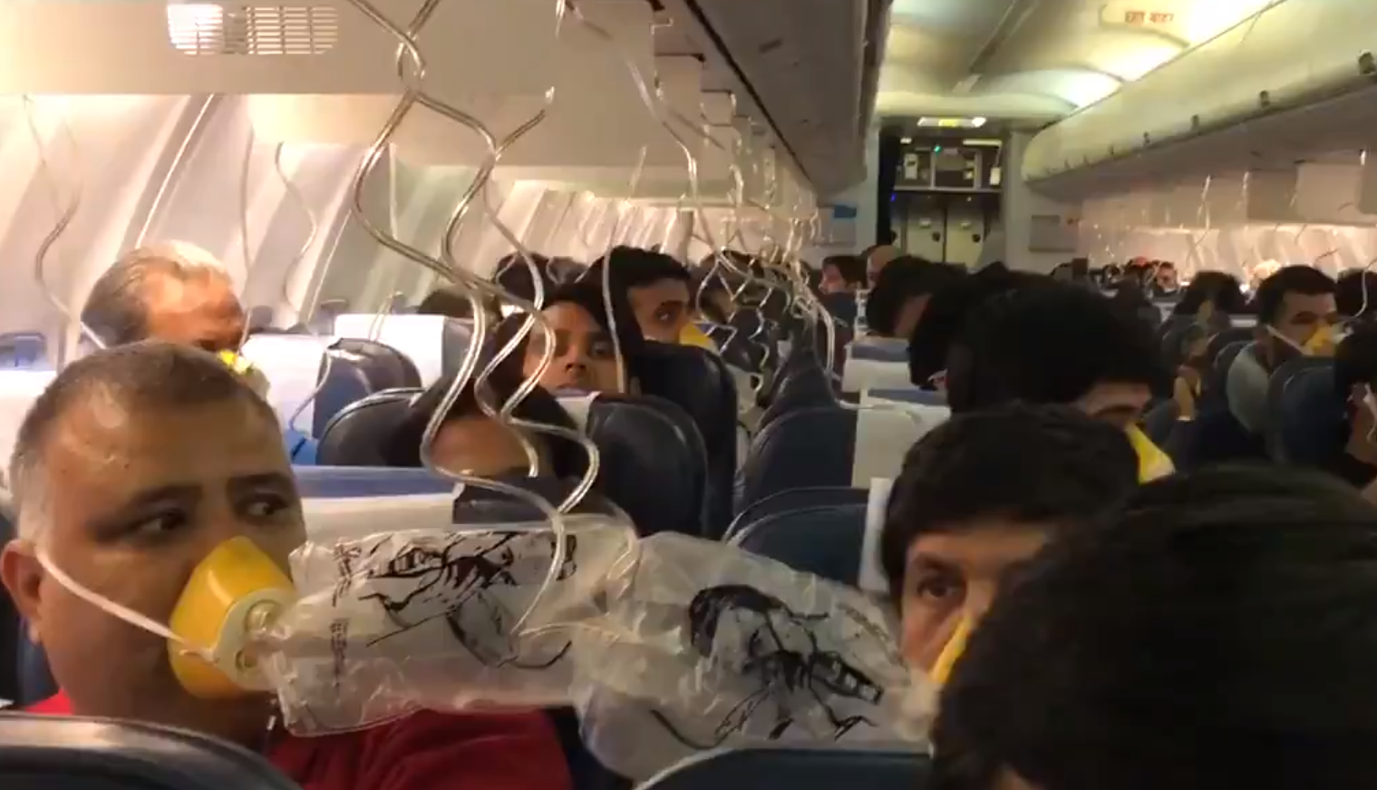 Flight Passengers Suffer Nose, Ear Bleeding After Crew 'Forgets' to ...