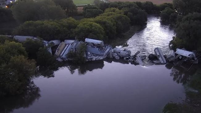 在爱荷华州的火车出轨 train derailment in Iowa