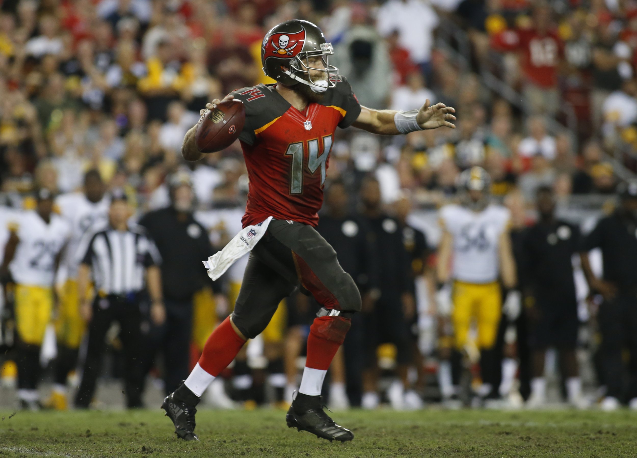 FitzMagic No More: Twitter Blows Up as Bucs QB Fitzpatrick Throws Three  Picks in a Quarter