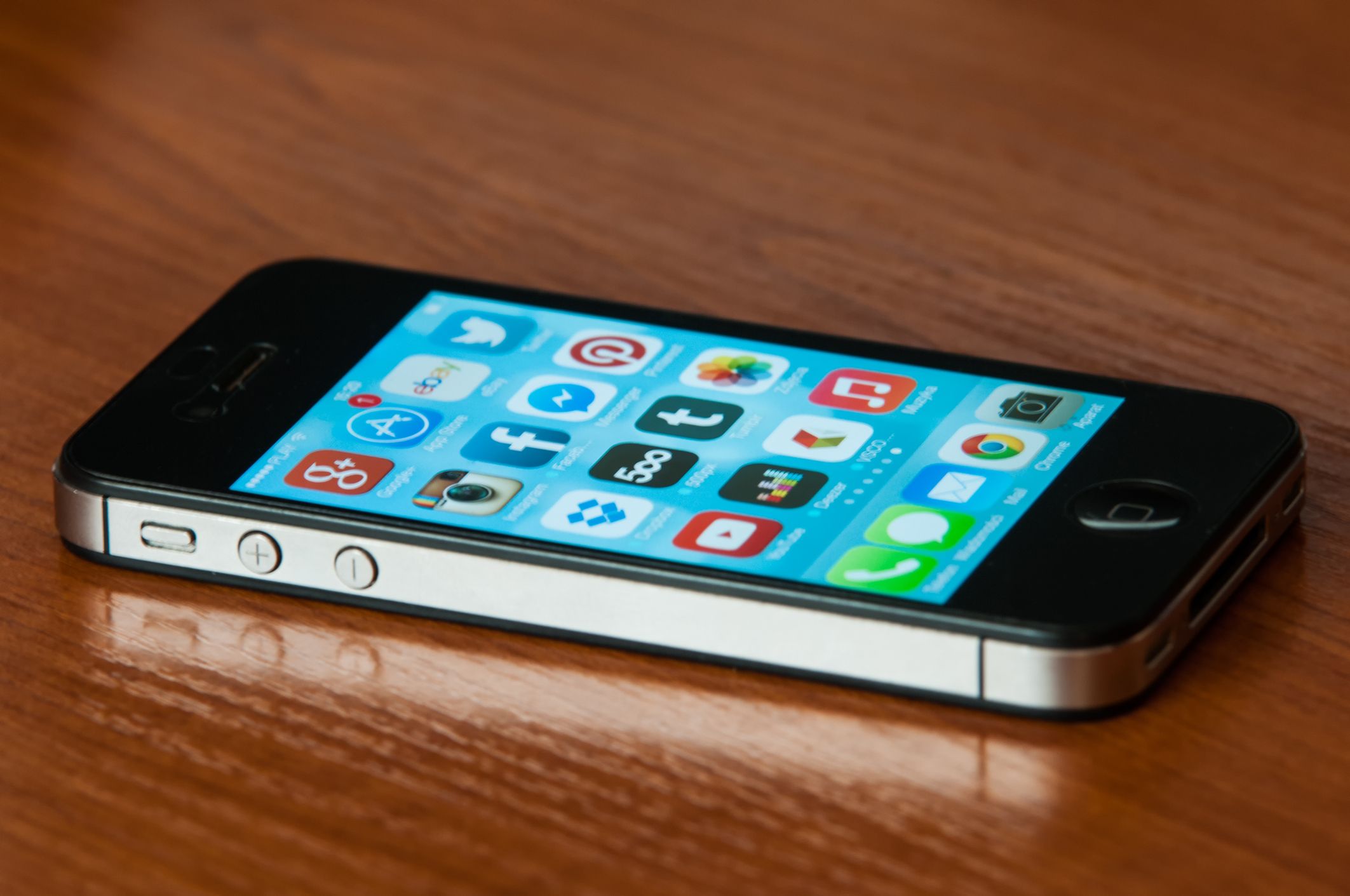 15 iPhone Apps That Will Make Your Life Much Easier