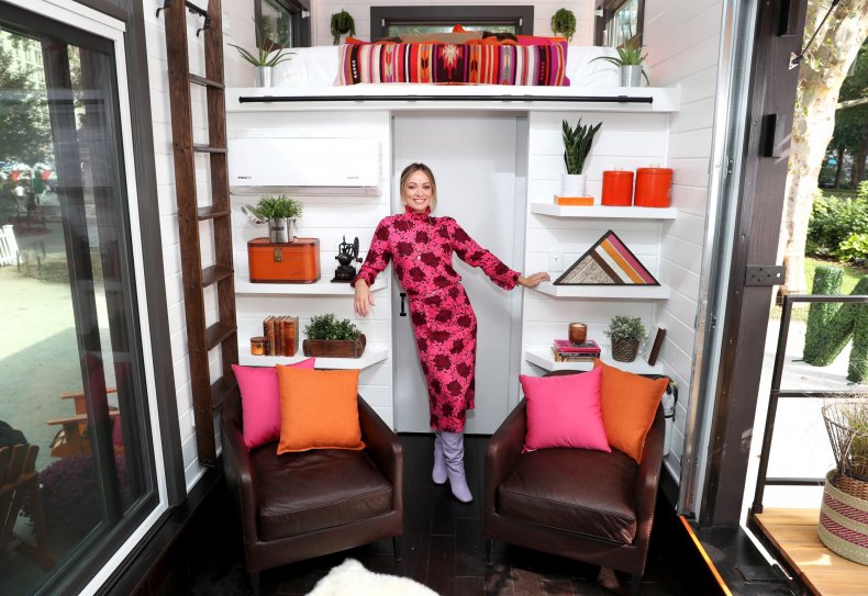 Olivia Wilde Previews Dunkin' Donuts Home