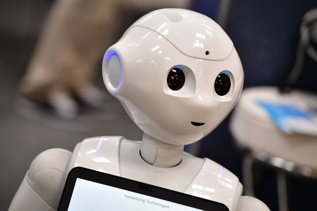 AI Takeover? Robot Will Appear as a Witness Before British Parliament ...