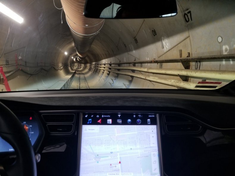 Model+X+in+Hawthorne+Tunnel