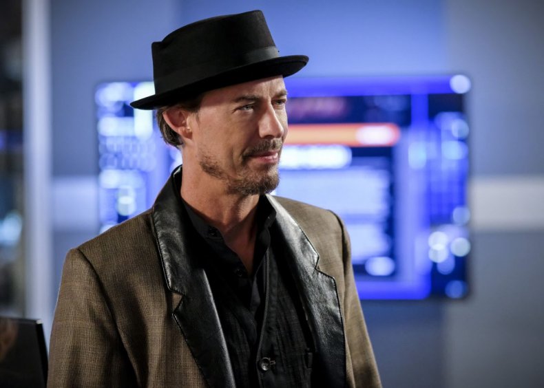 the flash season 5 harrison wells
