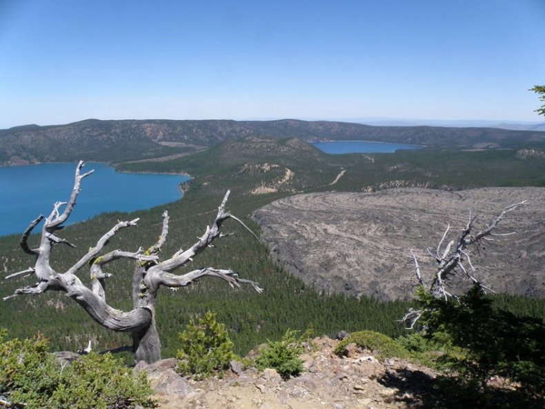 10_26_Newberry Volcano