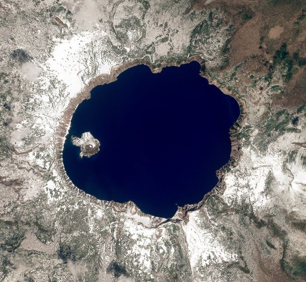 10_26_Crater Lake 