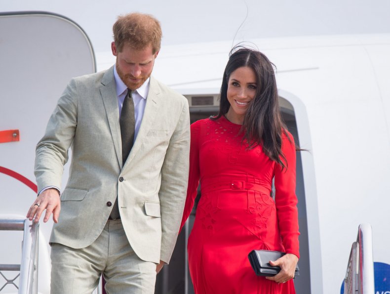 Meghan Markle, Prince Harry's Plane Abandons Initial Landing