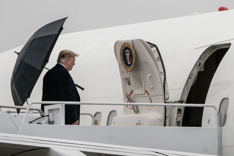 Trump boards air force one